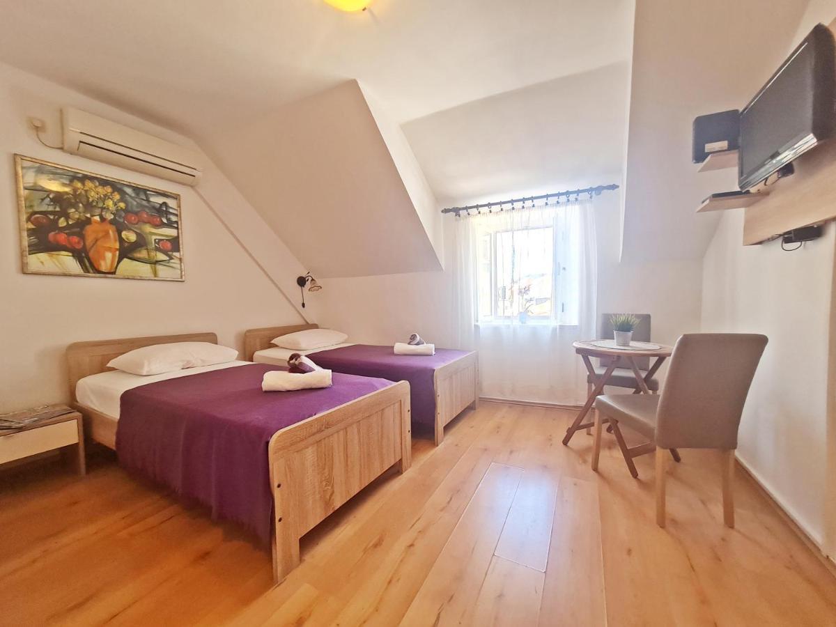 Apartment Center Split